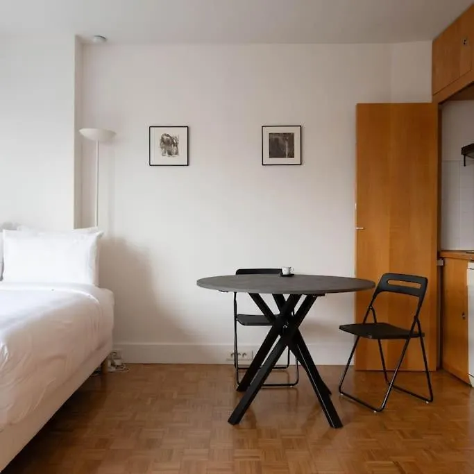 Bright And Quiet Studio, Place D Italie, Paris